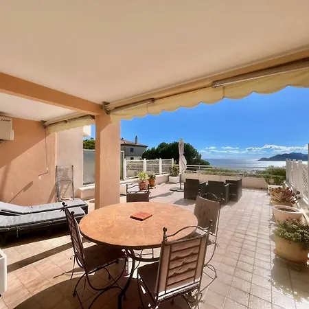 Acanthes By Welcome To